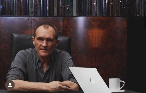 пик ретро васил божков прекали фотошопа снимки