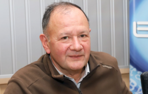 михаил миков дано избере председател събранието функционира