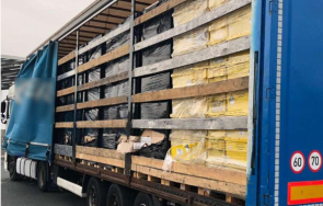 хванаха български камион 000 контрабандни цигари австрия