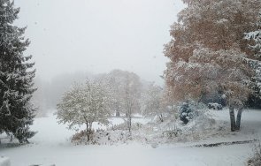 сняг вали места страната снимки