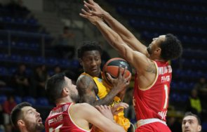 везенков резултатен пета поредна победа олимпиакос