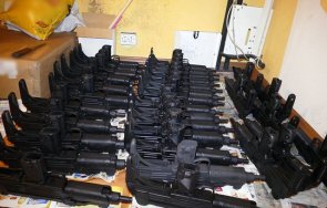 разкритият арсенал незаконни оръжия прецедент страната