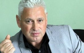 намалиха паричната гаранция шефа отдел миграция йотко андреев