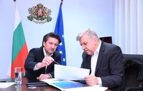 правителството важна новина петролният разлив черно море достигне бреговете българското черноморие