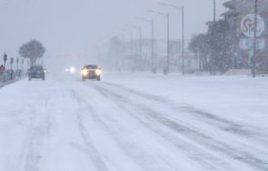 тежка зимна буря скова сащ снимки видео