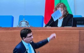 скандал парламента венко сабрутев изпадна истерия замеря наталия киселова правилника народното събрание видео