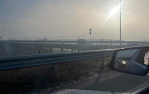 заради гъстата мъгла две катастрофи струма затвориха част пътя