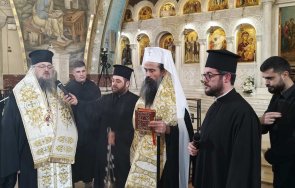 патриарх даниил тирана опелото погребението албанския архиепископ анастасий