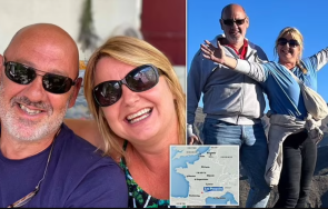 намерена гола дома обесен разследват смъртта британска двойка пенсионери