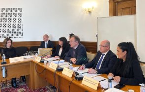 министър гуцанов дома стари хора бъдат модернизирани