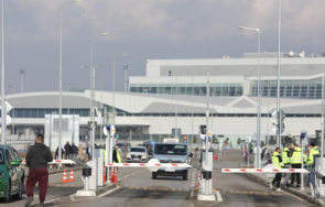 такситата искат имат поне две безплатни влизания час летище софия