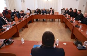 комисията отбрана одобри купуването нов патрулен кораб