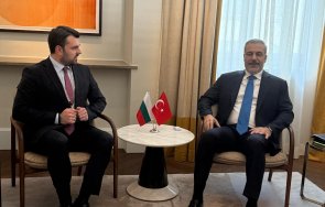 външният министър обсъди турския колега борбата нелегалната миграция