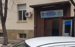 отстраниха две ченгета полицията първомай