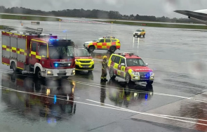 годишен мъж почина летището манчестър арест граничните власти