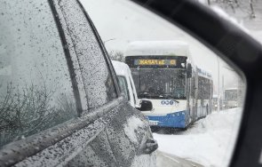 извънредно пик снегорините промяната варна дадоха фира закъсали коли автобуси тролеи никой чисти снмики