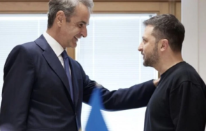 премиерът мицотакис разговаря зеленски