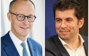 порасна работата треперете български политици кирил петков завърза дружба новия лидер германия 