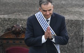 новият президент уругвай яманду орси встъпи длъжност