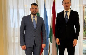 министър георг георгиев срещна женева колегата петер сиярто