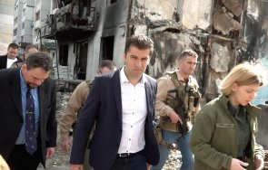 кирил петков оплете русия похвали любител достоевски толстой извади нафталина стара история пътуването украйна факсимилета