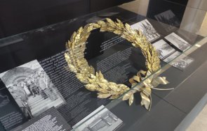 първи път нвим показа златния венец дарен борис iii откриването паметника свободата снимка