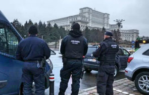 шестима арестувани румъния преговаряли руски агенти излизане нато