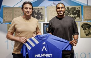 чужденци дебнат звезда левски