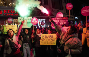 турските власти задържаха 100 души отбелязването март