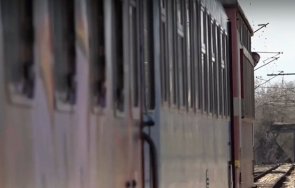 пожарът влака калофер тръгнал възпламенили кабели