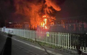 затвориха лондонското летище хийтроу заради голям пожар