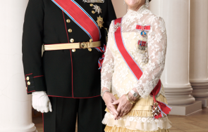 кралицата норвегия болница заради дихателна недостатъчност