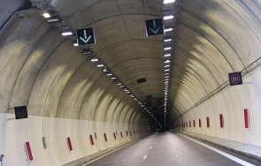 ограничават движението тунел мало бучино няколко часа нощ