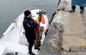 водолази извадиха тротинетки морето варна снимки