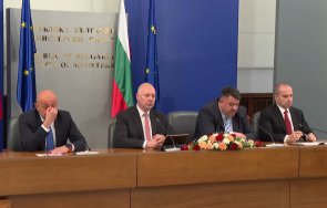извънредно пик премиерът вицепремиерите отчитат изпълнението управленската програма кабинета живо