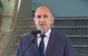 последните минути радев буни отново държавата сезира отхвърленото искане референдум сипе безумни оправдания действията