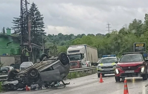 последните минути кола таван владая хвърчат линейки
