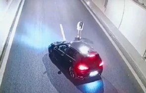 опасна снимка магистрала струма шофьор спря тунел железница снима колата
