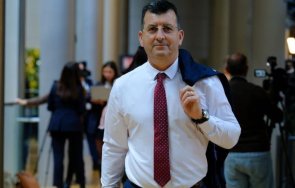 първо пик бившият евродепутат асим адемов стана съветник росен желязков