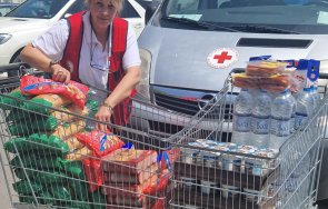 бчкстара загора оказа спешна хуманитарна помощ тормозените възрастни хора ягода