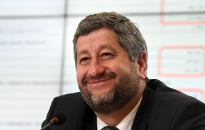 уроки появи екзотична версия президентската кандидатура ппдб