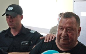 ужасът ягода оставиха ареста валентин желев доведеният син излиза гаранция