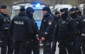 двойно убийство разтресе полша армията включи преследването заподозрения