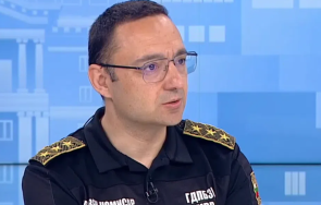 главен комисар джартов очаква огнено лято пожари