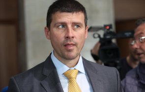 пик ретро спипаха ивелин михайлов бира скара нагъва лимони пържола за мъжка мощ папарашки снимки