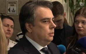 асен василев усуква участието лена бориславова корупционния скандал прокуратурата свърши работа