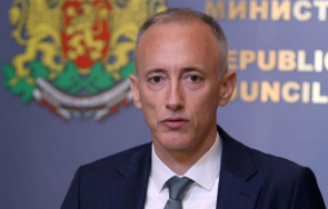 ученическите пътувания станаха пълноценни отчете просветният министър