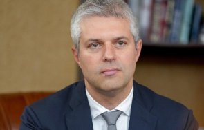 белезници кметът варна благомир коцев остава ареста часа