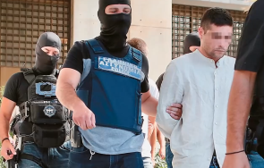 българинът участвал убийството преподавател бъркли атина застава съда