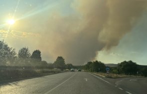 нова беда голям пожар гори костинброд огънят засегнал къщи